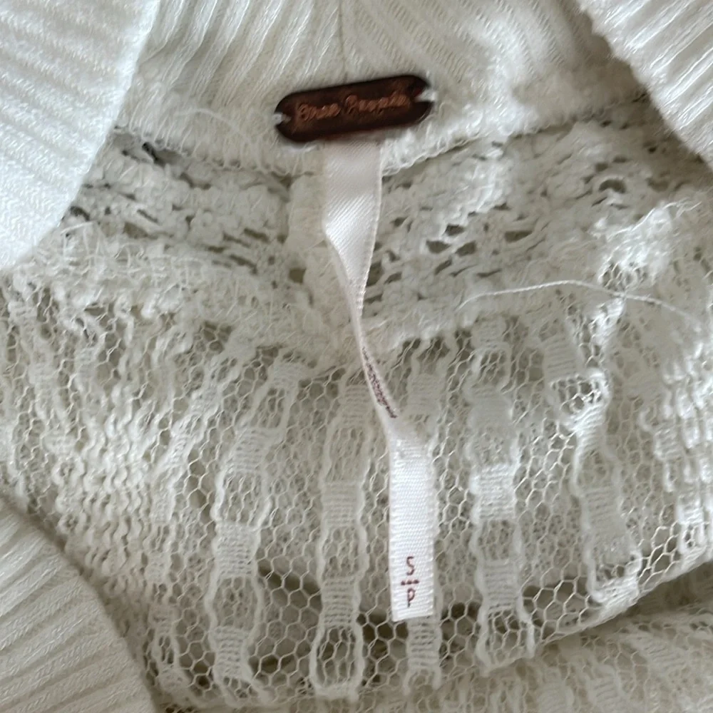 Free People - Spring Valley Long Sleeves Top | Women Small | Ivory Crotchet Lace
